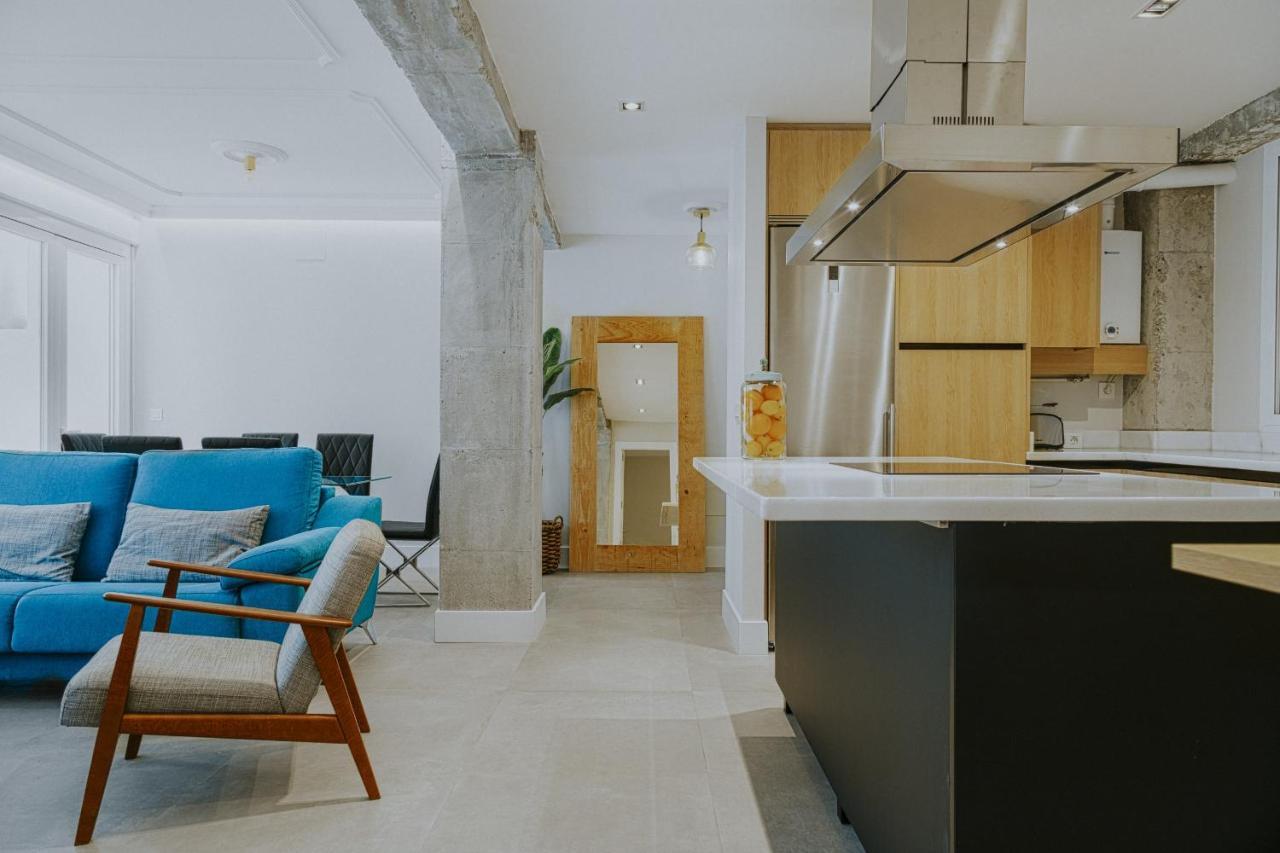 Six Apartments By Caleta Homes Malaga Exterior photo