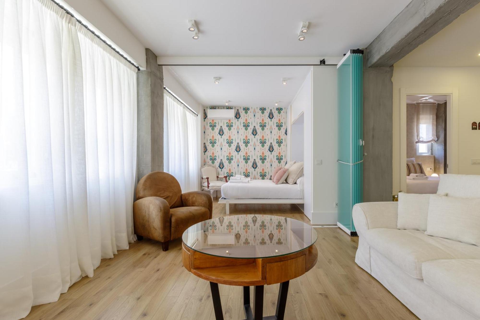 Six Apartments By Caleta Homes Malaga Exterior photo