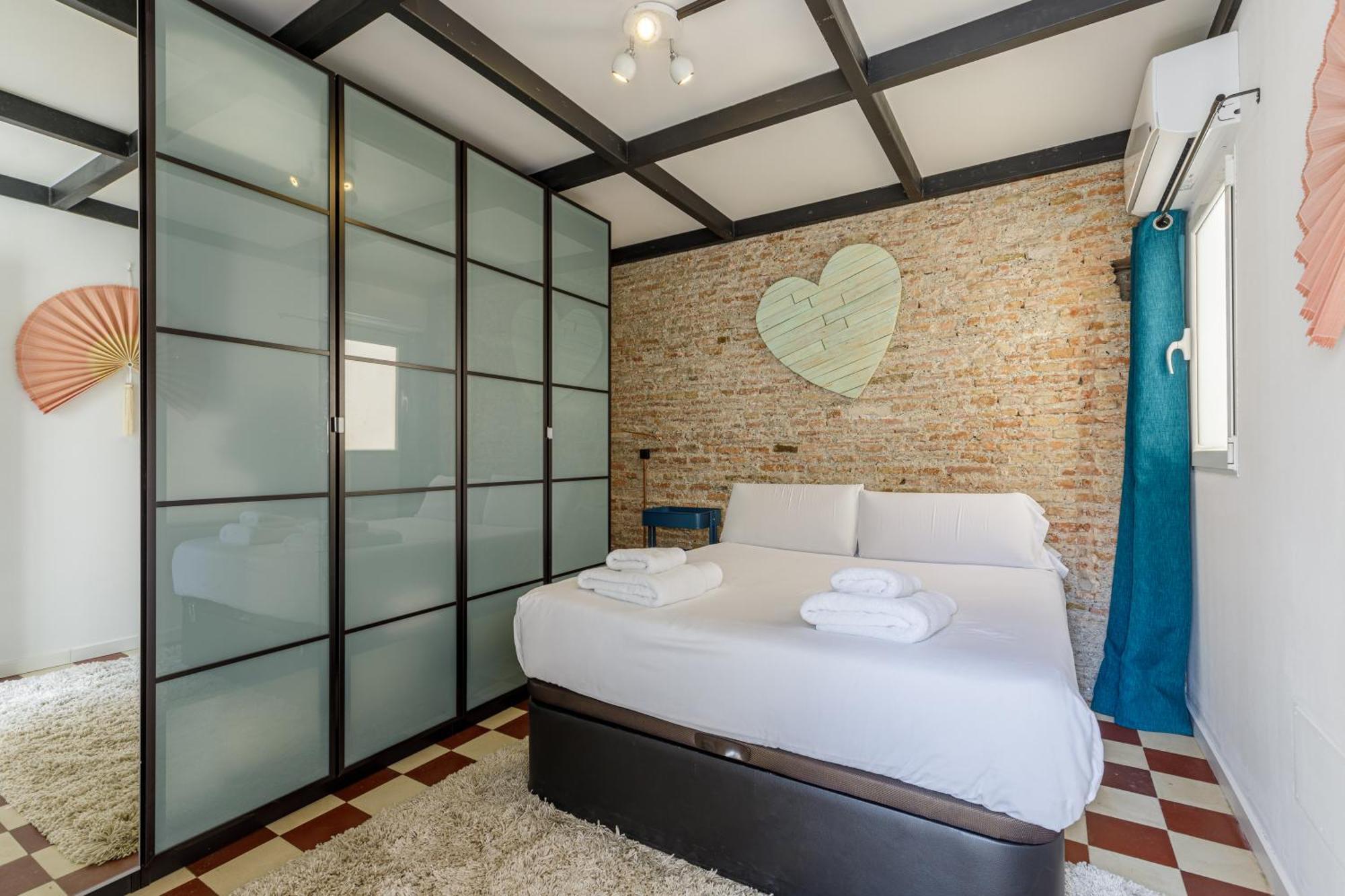 Six Apartments By Caleta Homes Malaga Exterior photo